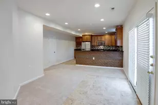 42100 Porch Light Dr, Aldie, VA 20105 - Photo 3