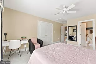 25717 Summerbank Ct, Chantilly, VA 20152 - Photo 79