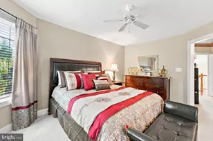 25717 Summerbank Ct, Chantilly, VA 20152 - Photo 71