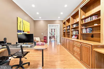 25717 Summerbank Court, Chantilly, VA 20152 - Photo 21