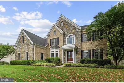 25717 Summerbank Court, Chantilly, VA 20152 - Photo 3