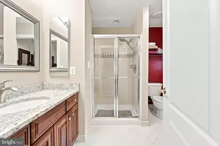 25717 Summerbank Ct, Chantilly, VA 20152 - Photo 75