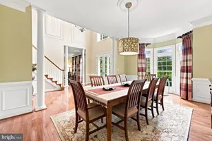 25717 Summerbank Ct, Chantilly, VA 20152 - Photo 13