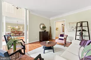 25717 Summerbank Ct, Chantilly, VA 20152 - Photo 17