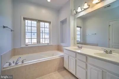 19147 Commonwealth Terrace, Leesburg, VA 20176 - Photo 17