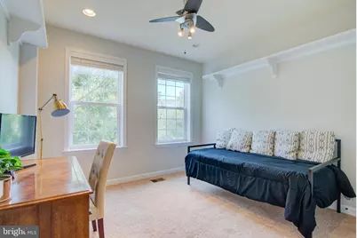 43603 McDowell Square, Leesburg, VA 20176 - Photo 17