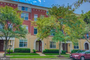 43603 McDowell Sq, Leesburg, VA 20176 - Photo 1