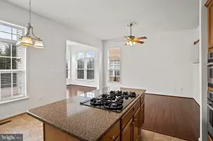 24689 Siltstone Square, Aldie, VA 20105 - Photo 7