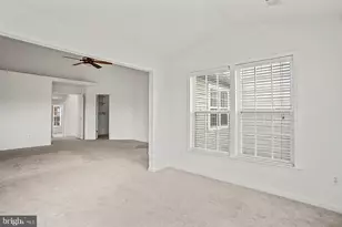 24689 Siltstone Square, Aldie, VA 20105 - Photo 13