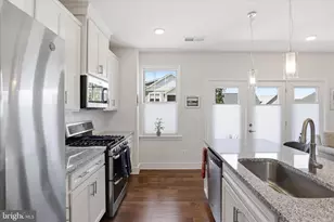 42851 Littlehales Terrace, Ashburn, VA 20148 - Photo 11