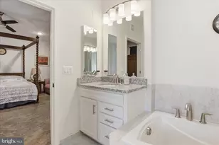 42851 Littlehales Terrace, Ashburn, VA 20148 - Photo 21