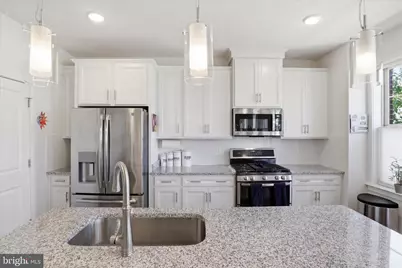 42851 Littlehales Terrace, Ashburn, VA 20148 - Photo 9