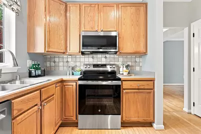 17216 Rosecliff, Round Hill, VA 20141 - Photo 7