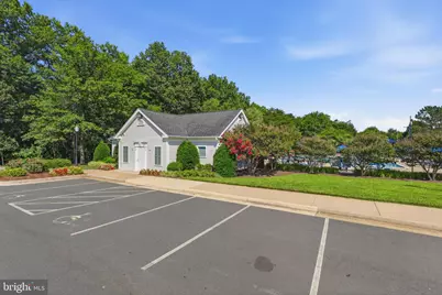 46645 Brownwood Square, Sterling, VA 20164 - Photo 33