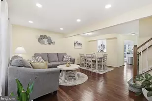 46645 Brownwood Square, Sterling, VA 20164 - Photo 13