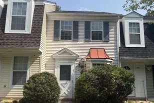 32 Palmer Ct, Sterling, VA 20165 - Photo 1