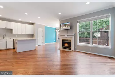 20804 Miranda Falls Square, Sterling, VA 20165 - Photo 9