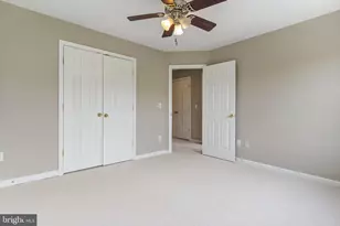 20804 Miranda Falls Square, Sterling, VA 20165 - Photo 29