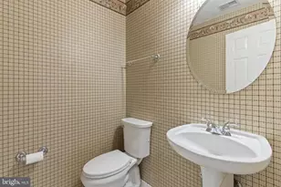 20804 Miranda Falls Square, Sterling, VA 20165 - Photo 35