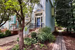 102 Maximillian Ct SW, Leesburg, VA 20175 - Photo 3