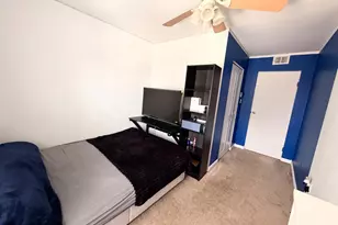 115 E Concord Ct, Sterling, VA 20164 - Photo 13