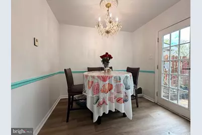 115 E Concord Court, Sterling, VA 20164 - Photo 5