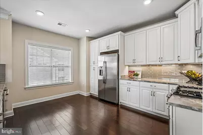 44605 York Crest Terrace #401, Ashburn, VA 20147 - Photo 13