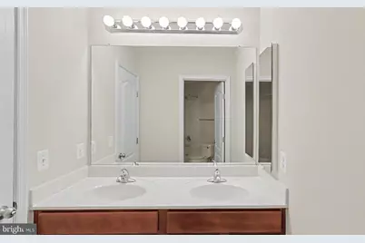 42371 Trellis Square, Brambleton, VA 20148 - Photo 55