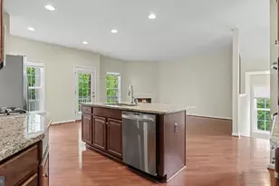 42371 Trellis Square, Brambleton, VA 20148 - Photo 23