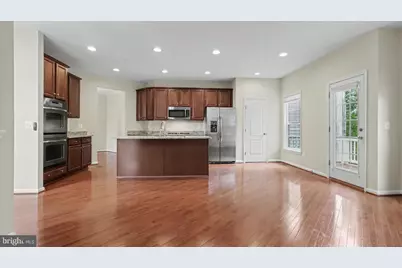 42371 Trellis Square, Brambleton, VA 20148 - Photo 27