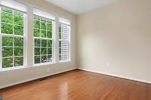 42371 Trellis Square, Brambleton, VA 20148 - Photo 19