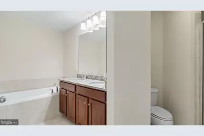 42371 Trellis Square, Brambleton, VA 20148 - Photo 37
