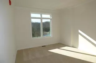 1428 Ribbon Limestone Terrace SE, Leesburg, VA 20175 - Photo 13