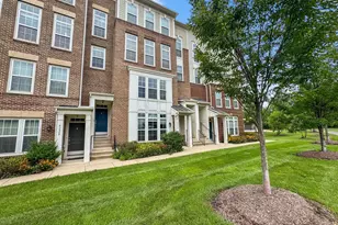 43520 Stonecliff Terrace, Chantilly, VA 20152 - Photo 3