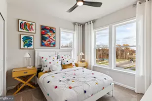 42626 Waxpool Rd, Ashburn, VA 20148 - Photo 11