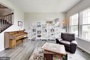 40982 White Clover Ln, Aldie, VA 20105 - Photo 9