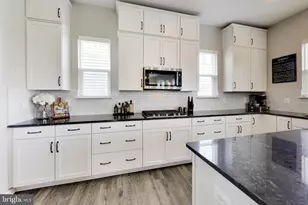 40982 White Clover Ln, Aldie, VA 20105 - Photo 17