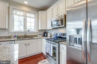 42713 Tunstall Terrace, Ashburn, VA 20147 - Photo 7