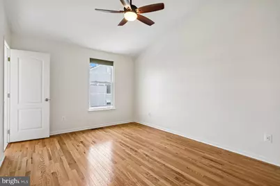 25114 McBryde Terrace, Chantilly, VA 20152 - Photo 11
