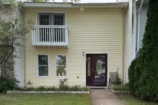3 Monarch Dr, Sterling, VA 20164 - Photo 1