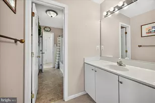 26129 Nimbleton Square, Chantilly, VA 20152 - Photo 39