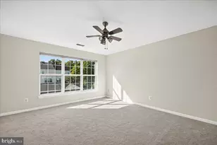 26129 Nimbleton Square, Chantilly, VA 20152 - Photo 19