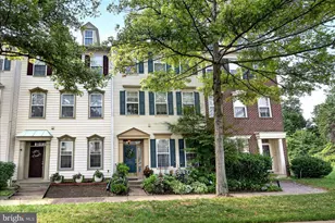 26129 Nimbleton Square, Chantilly, VA 20152 - Photo 1