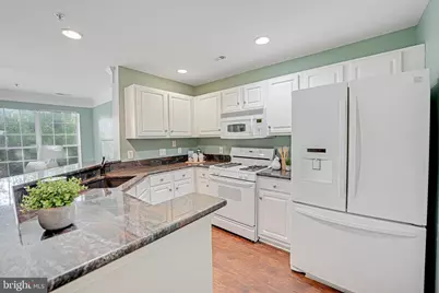 46964 Courtyard Square, Sterling, VA 20164 - Photo 13