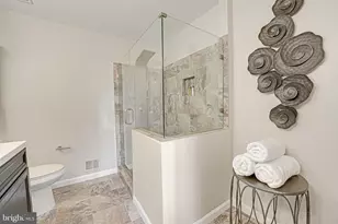 46964 Courtyard Sq, Sterling, VA 20164 - Photo 21
