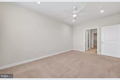 21630 Hawksbill High Circle #405, Sterling, VA 20164 - Photo 21