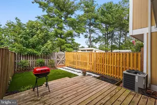 6 Sugarland Square Ct, Sterling, VA 20164 - Photo 29