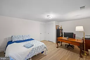 6 Sugarland Square Ct, Sterling, VA 20164 - Photo 25