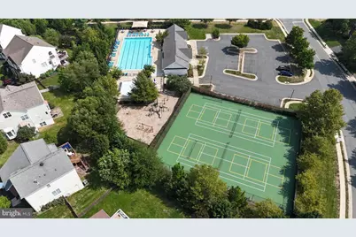 867 Stonefield Square NE, Leesburg, VA 20176 - Photo 5
