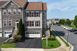 867 Stonefield Square NE, Leesburg, VA 20176 - Photo 3